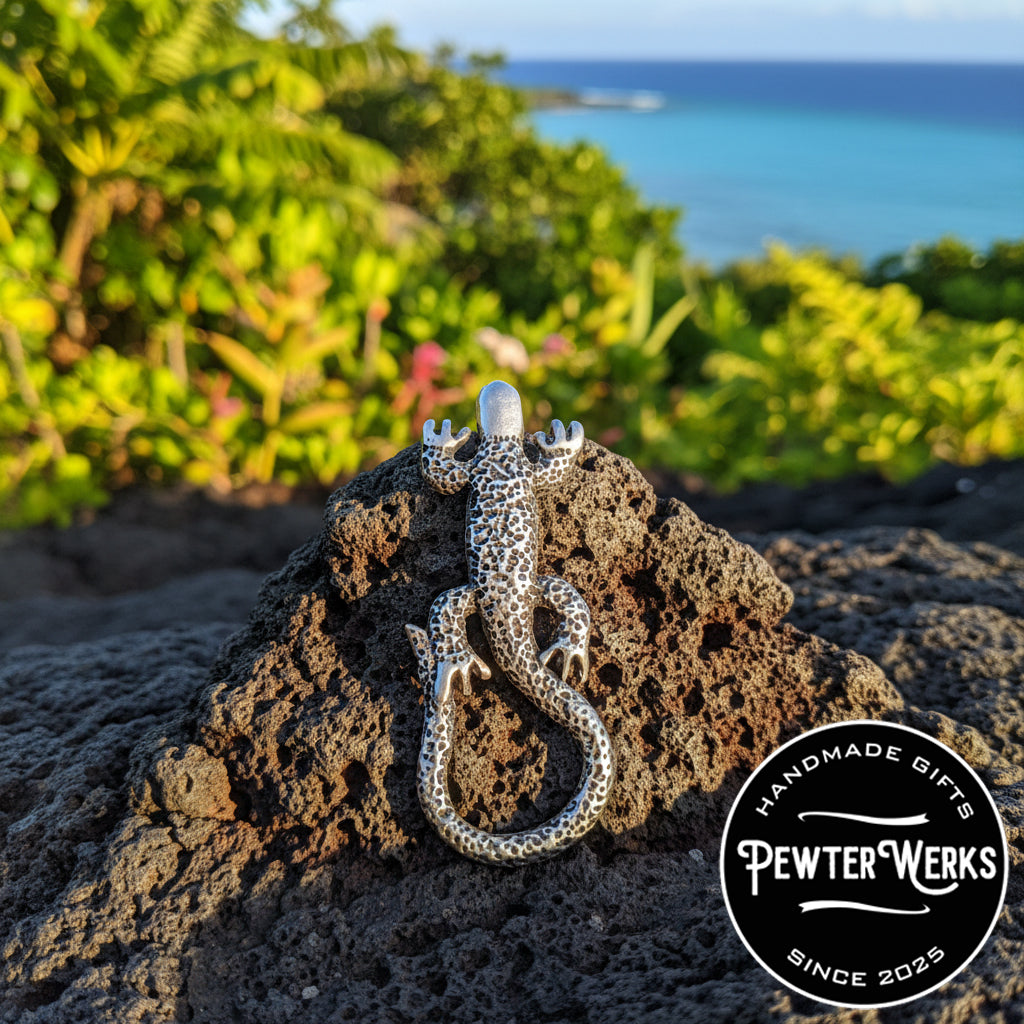 Handmade Pewter Eyeglass / ID Badge Holder Pin 'Lizard' Gift Bag Included.