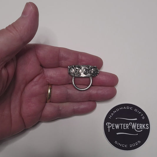Handmade Pewter Eyeglass / ID Badge Holder Pin 'Wizard of Oz' Gift Bag Included.